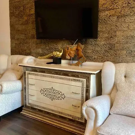 Apartamento Vintage Ap Next To Grand Bucarest