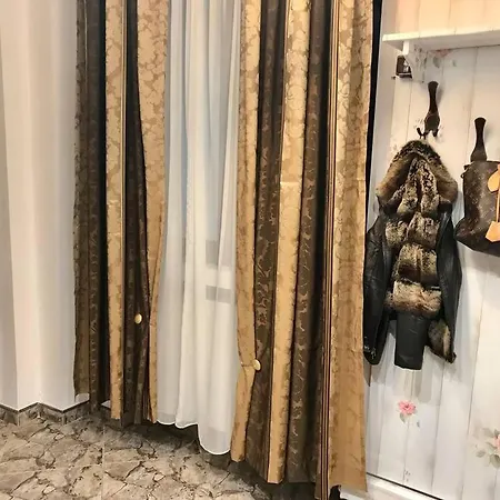 Vintage Ap Next To Grand Apartament *