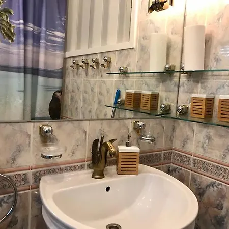 Vintage Ap Next To Grand Apartament *