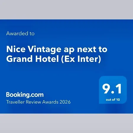 Vintage Ap Next To Grand Apartament