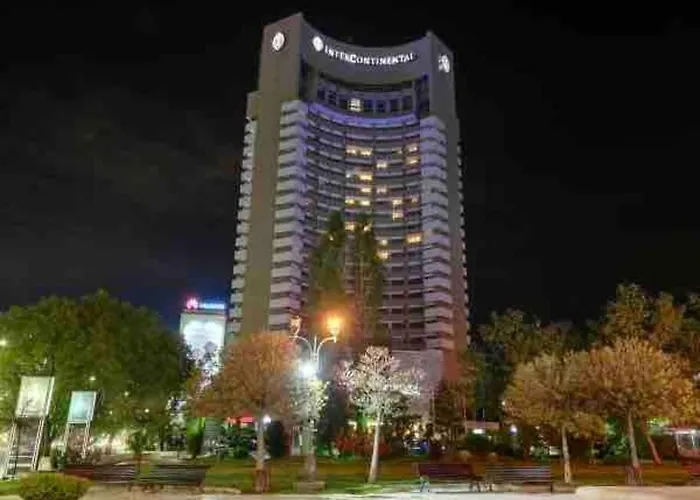 Vintage Ap Next To Grand