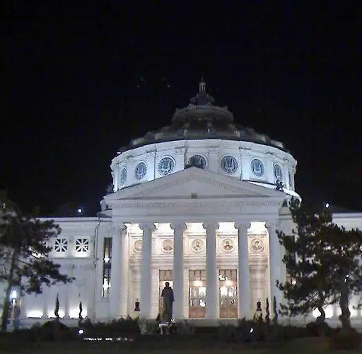 Vintage Ap Next To Grand