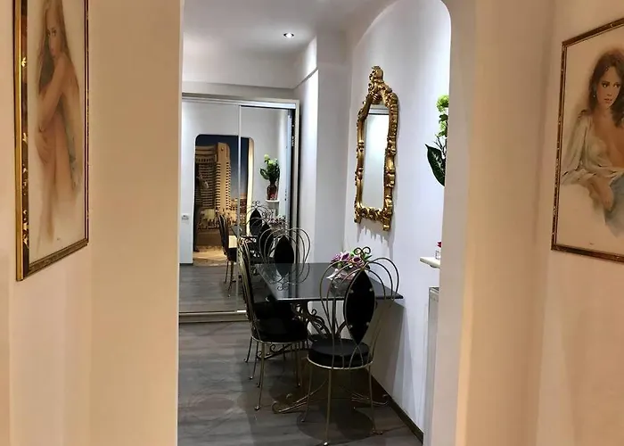 Vintage Ap Next To Grand 아파트 부쿠레슈티